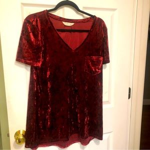 Like new Crushed Velvet Legging Tee Medium Red